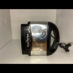COPY - Winnie the Pooh Waffle Maker
